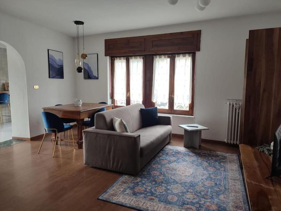 Neblou Apartment Aosta Luaran gambar